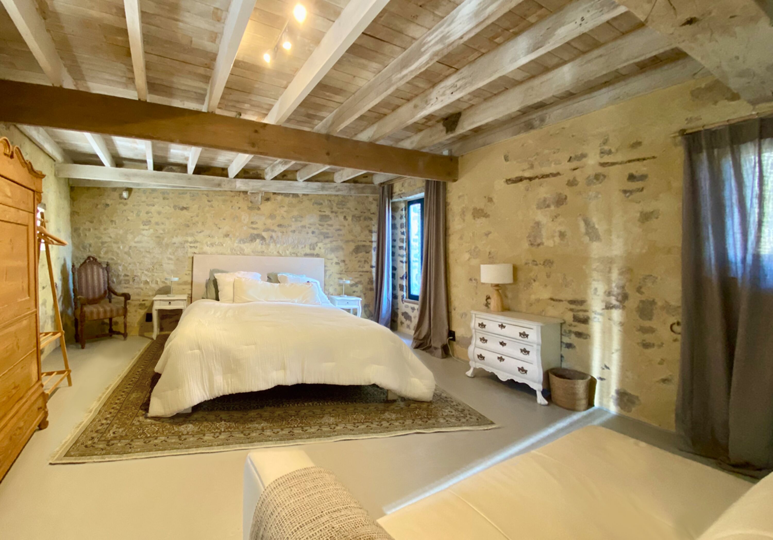 Schlafzimmer 1 im Erdgeschoss mit eigenem Badezimmer