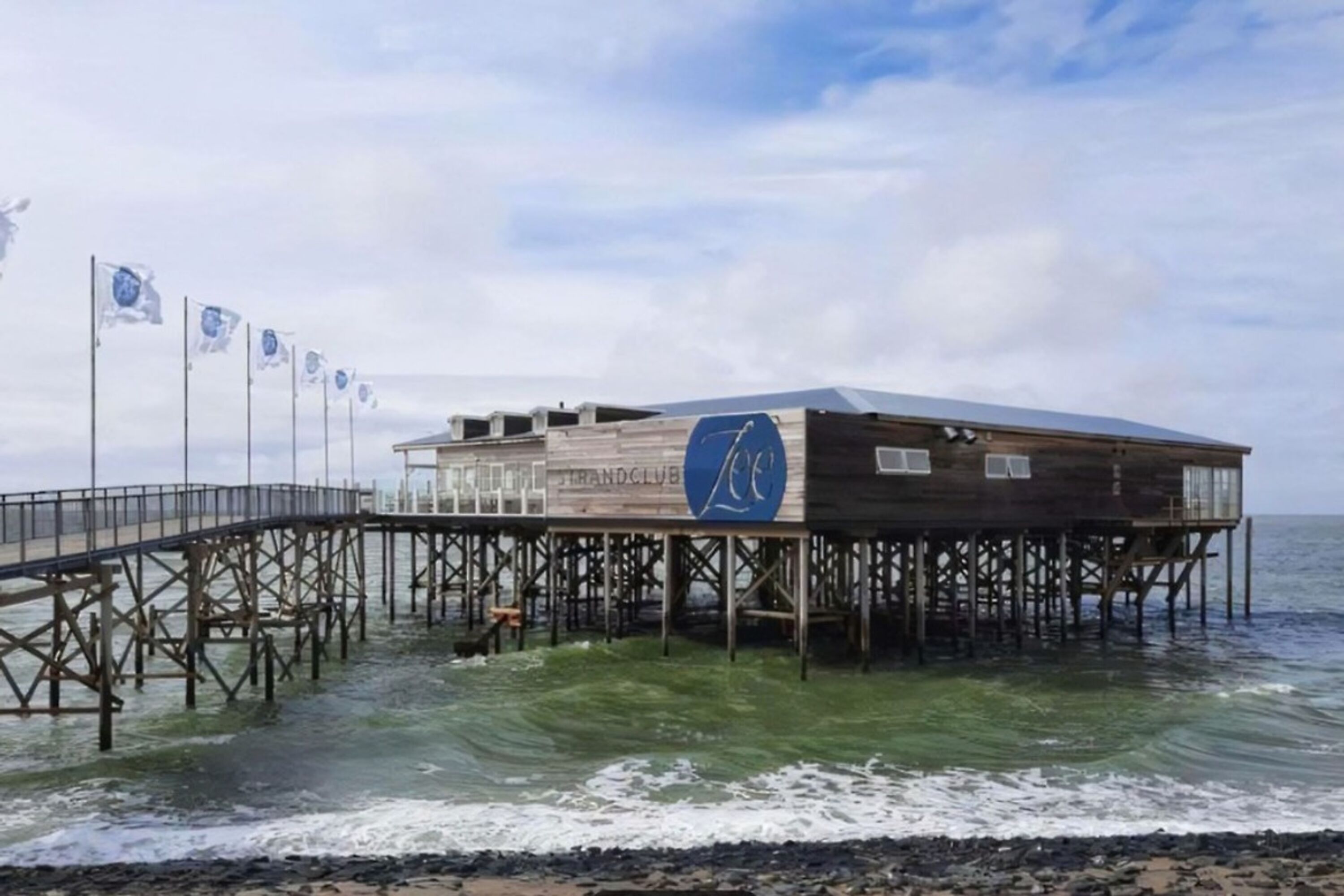 Strandpavillon an der Nordsee bei Scharendijke – Essen und Genießen direkt am Meer