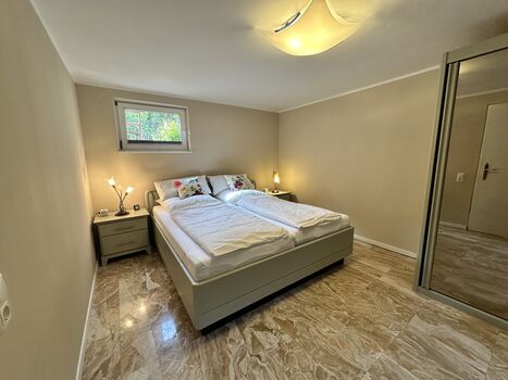 Schlafzimmer im Souterrain