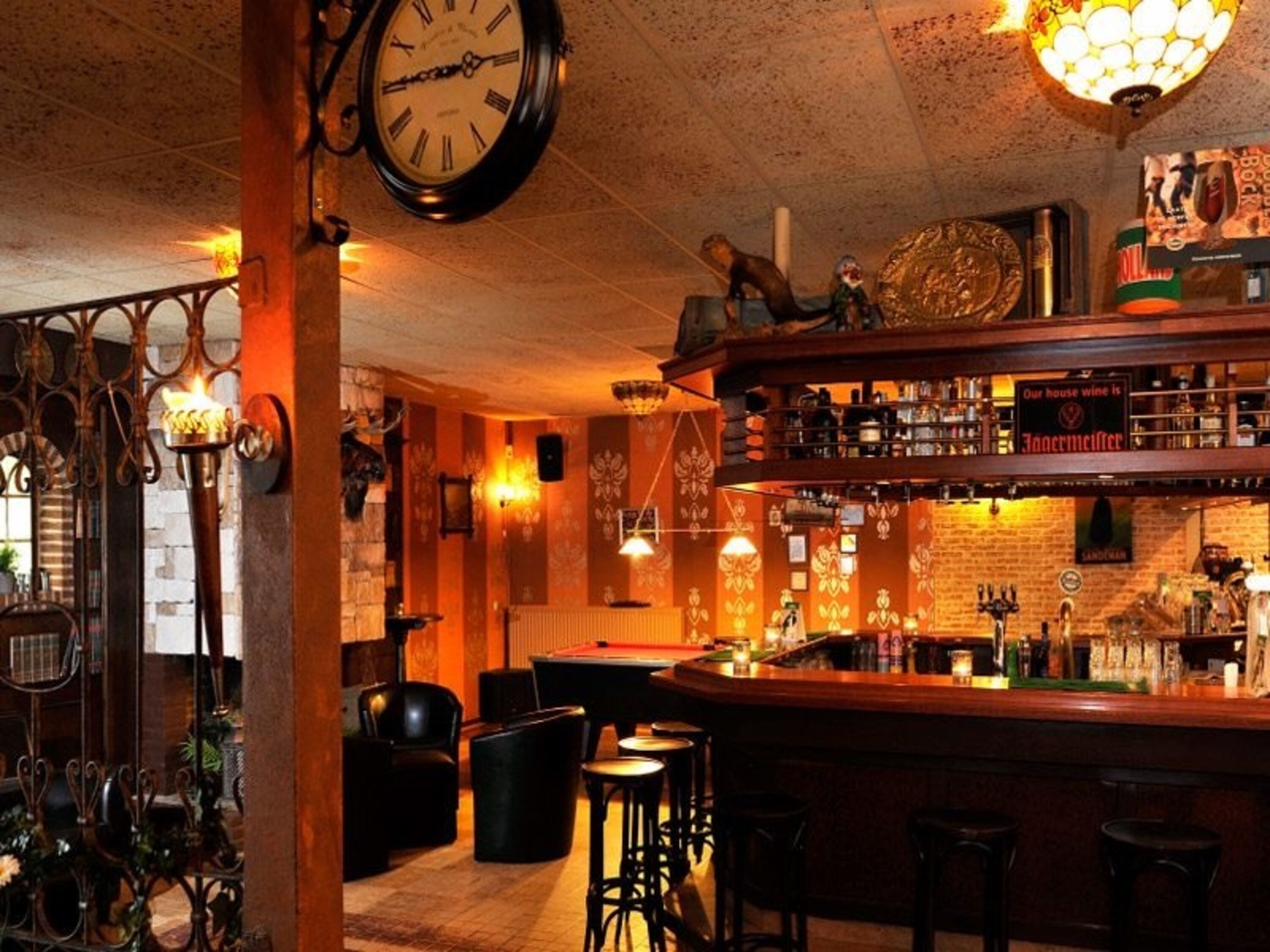 Bar