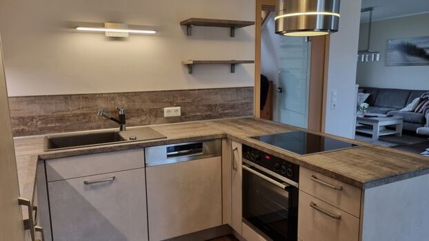 Herd mit Induktion und Backofen