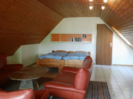 Wohnzimmer/ Schlafzimmer