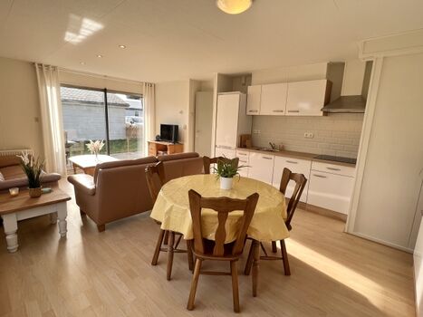 Essecke, Eb en Vloed 55, Sint Maartenszee