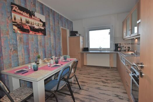 Der Tisch ist ausziehbar