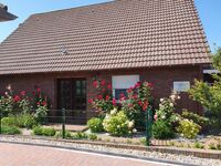 Huus Merle Unnern, großer eingezäunter Garten + Strandkorb