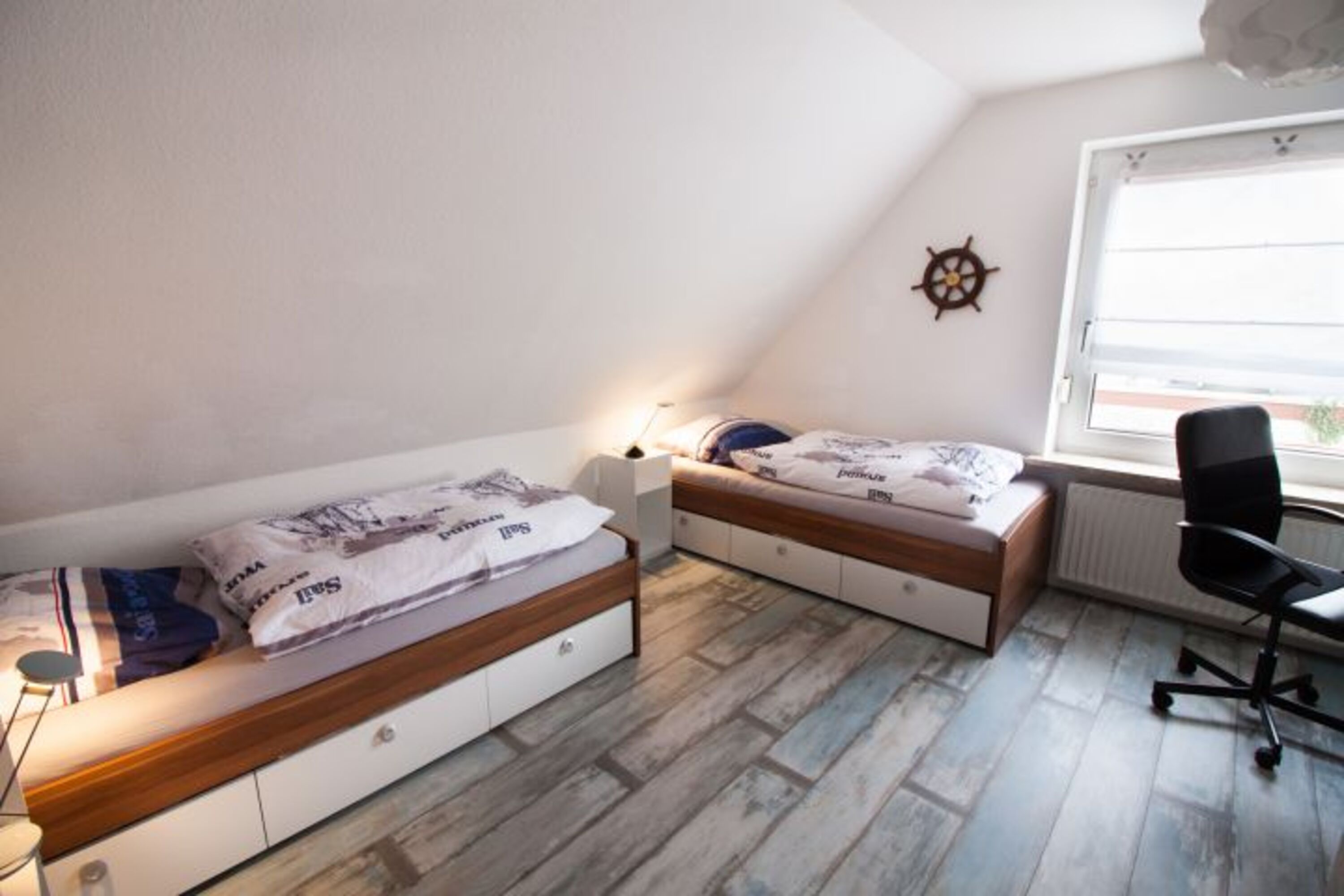 Schlafzimmer mit Einzelbetten