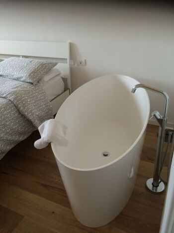 Badewanne im Schlafzimmer