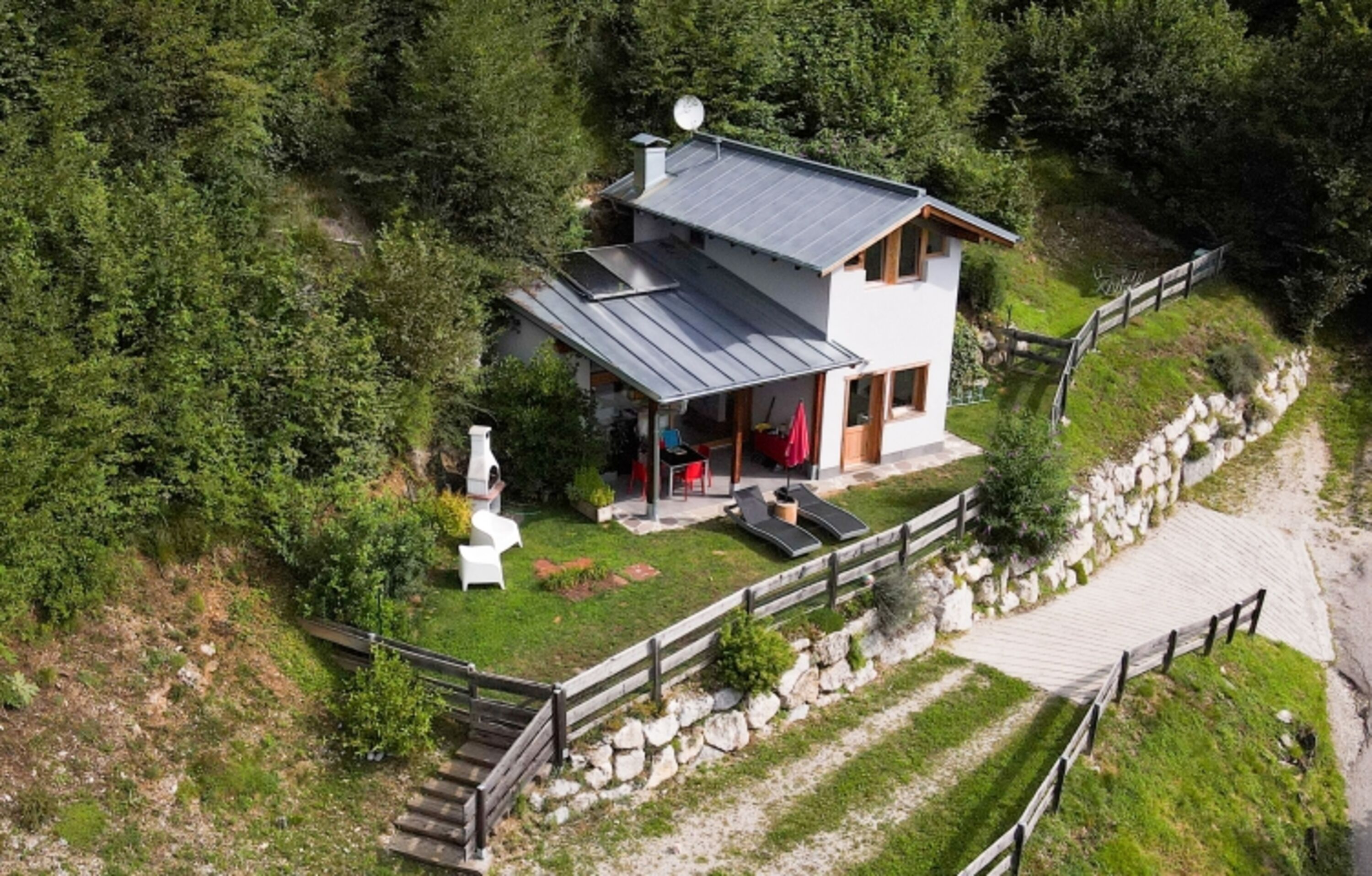 Villa Regina mit Seeblick am Ledrosee 