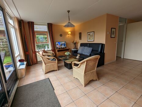 Wohnraum mit Blick aufs Wasser