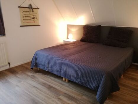 Schlafzimmer Boxspringbett 180 x 200 Neu 2026) im OG