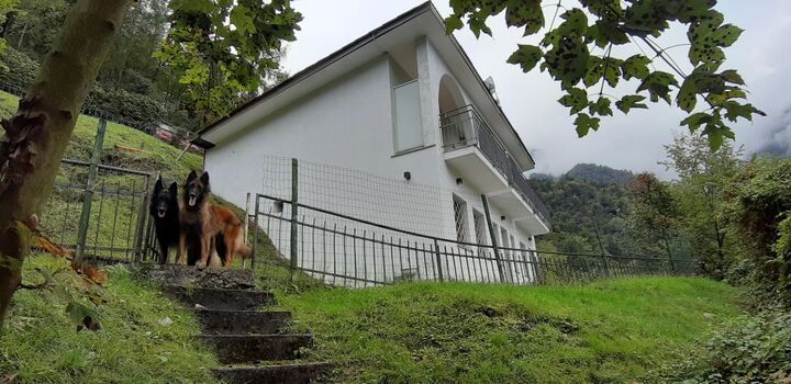 die Villa vom Strand aus gesehen