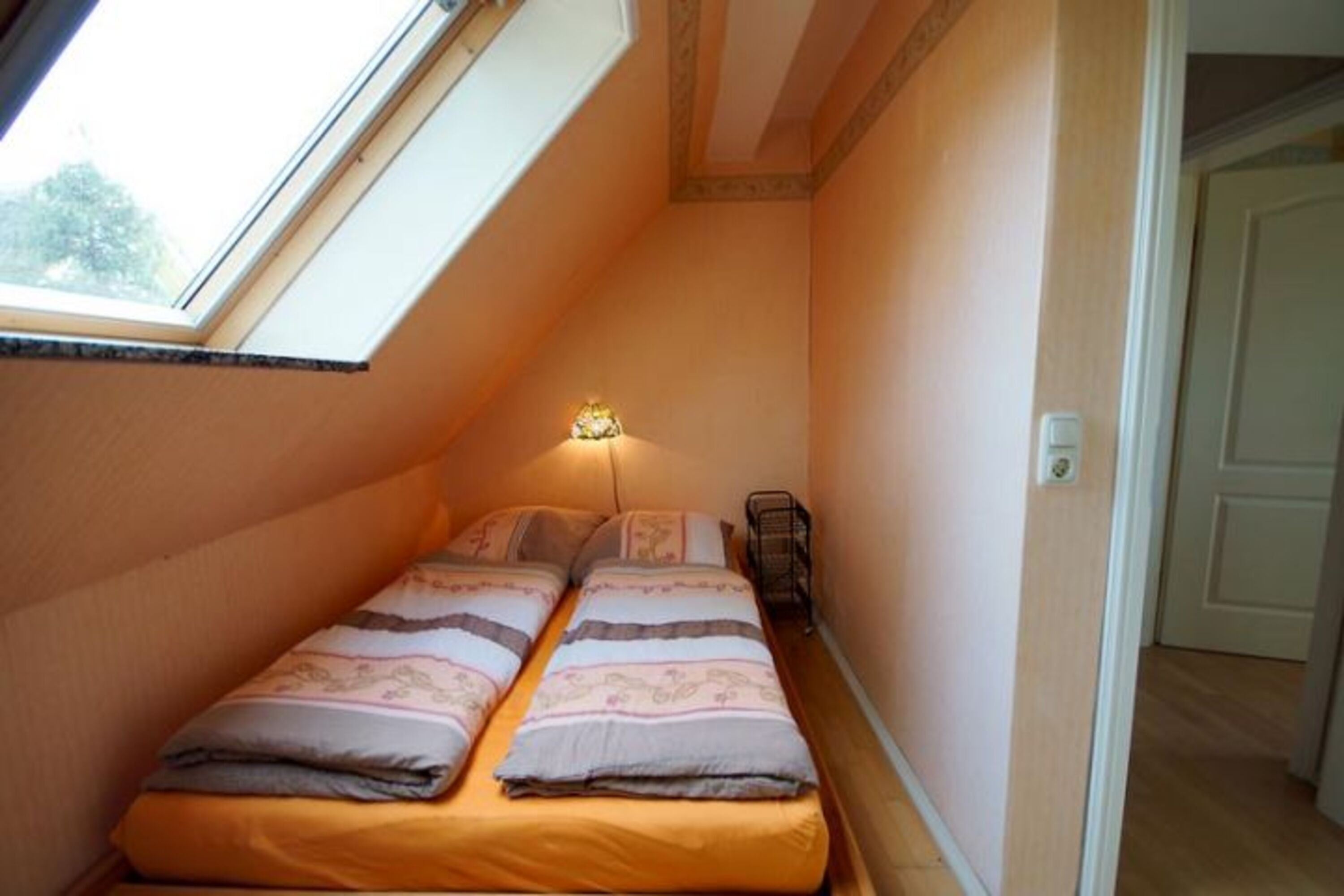 Schlafzimmer 2