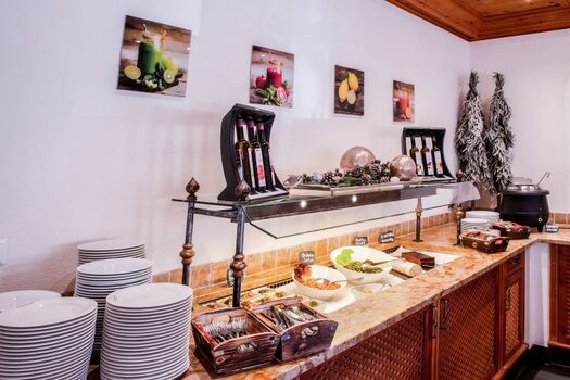 Genießen Sie unser Nachmittagsbuffet im Rahmen unserer 3/4 Verwöhnpesnion