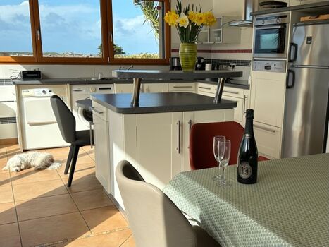 Die Kuche und salon (Modern und alle für Sie)