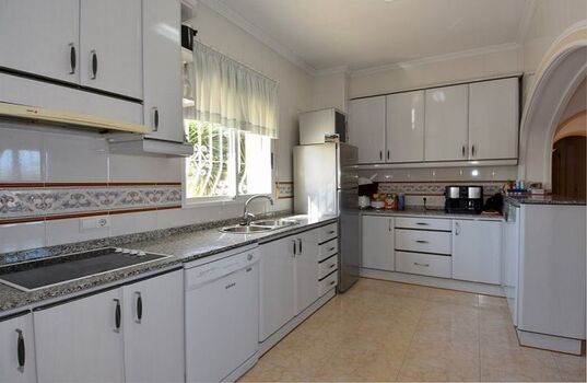 Bestens ausgestattete Küche