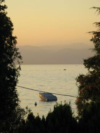 Blick auf den Gardasee vom Balkon
