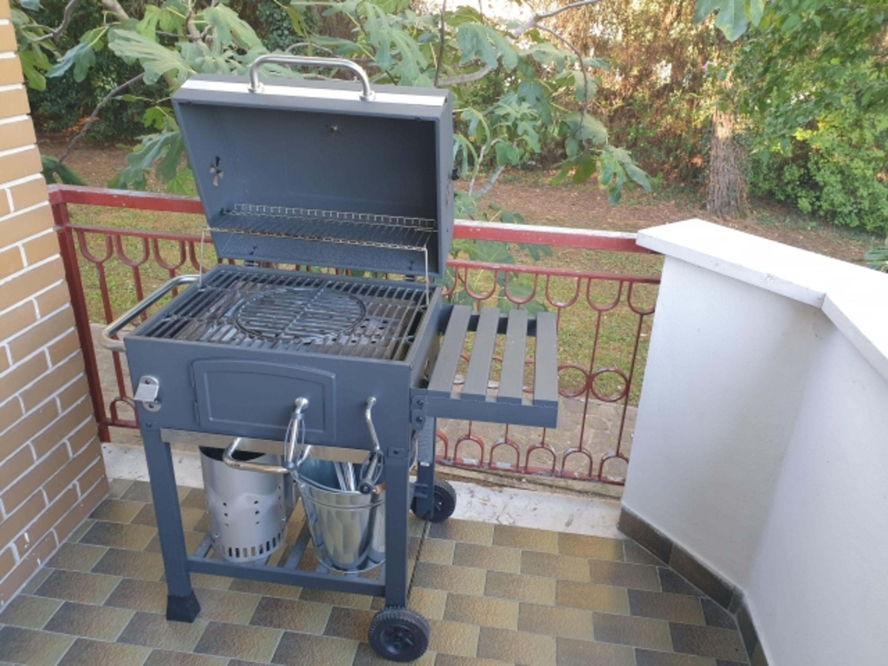 Das Grillgerät
