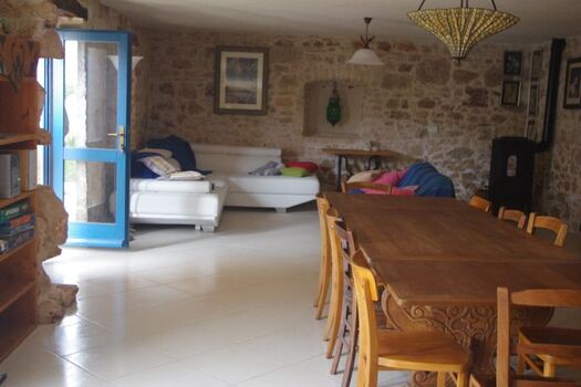 Wohnzimmer und Essplatz