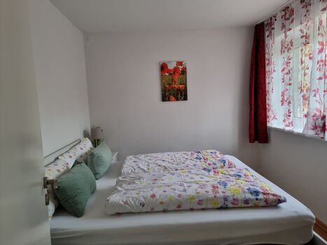2. Schlafzimmer