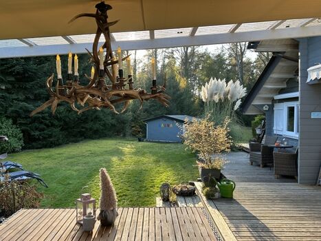 Ferienhaus am Waldrand  2000 qm Grundstück/ Seenähe Sauna