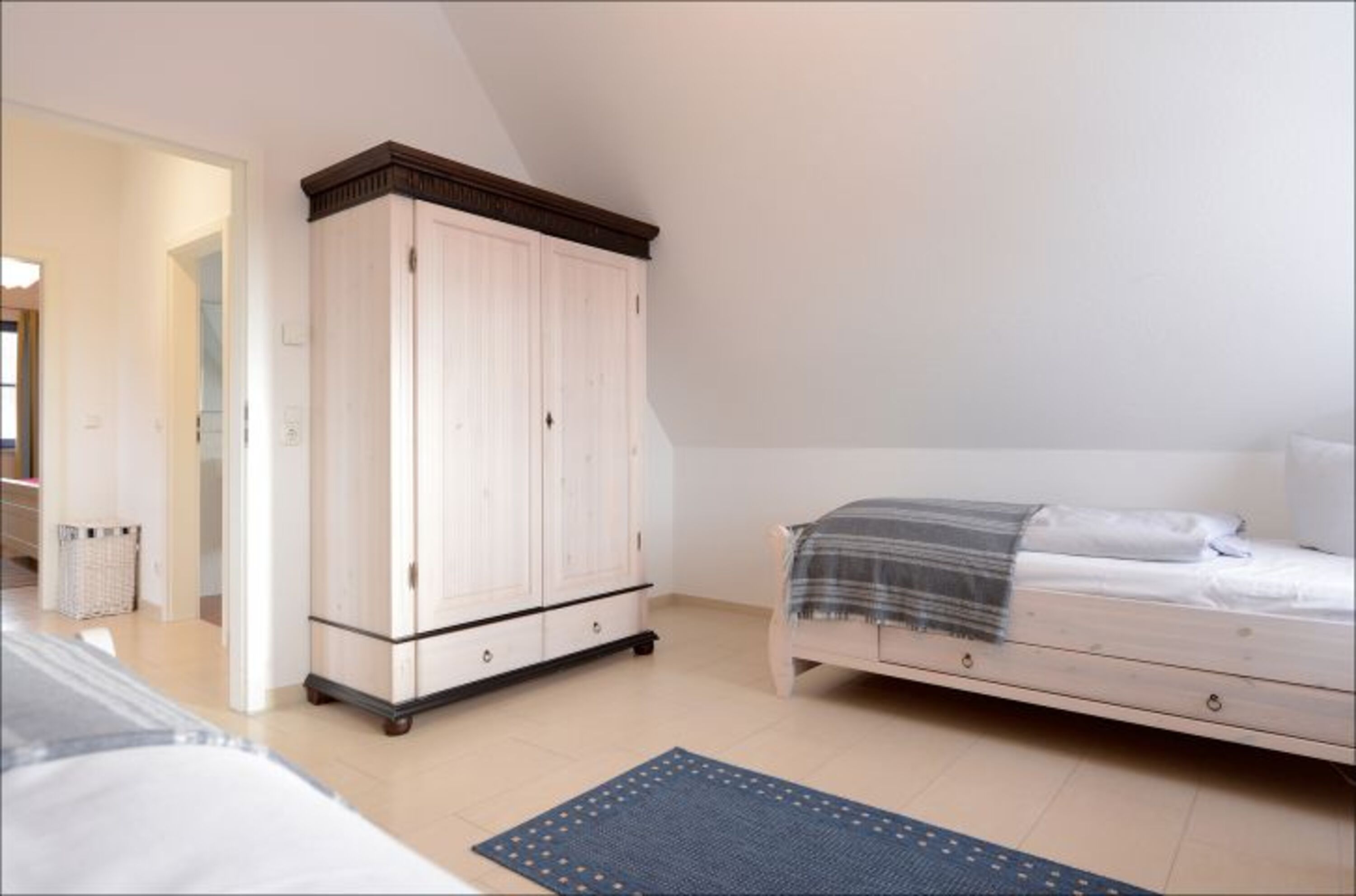 Schlafzimmer 2