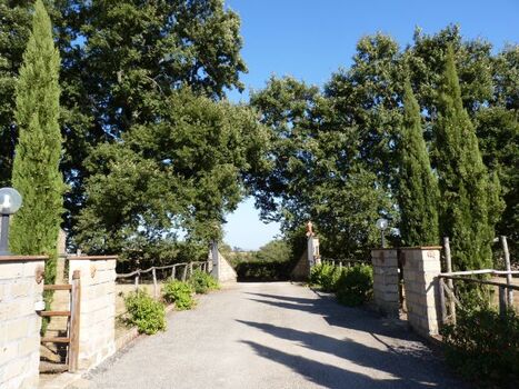 Einfahrt in das Ferienparadies