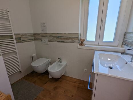 modernes Badezimmer