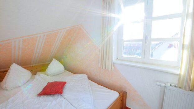 Unsere Fewo Küstenschwalbe (B49) - das zweite Schlafzimmer.