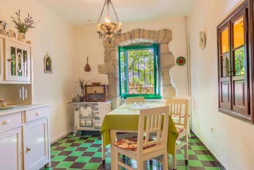 Villa Milka - Küche mit Essbereich