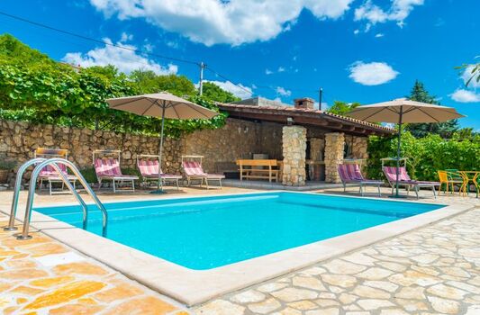 Villa Milka - Ferienhaus mit eigenem Pool