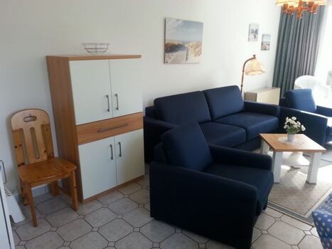 Wohnzimmer mit Südterrasse