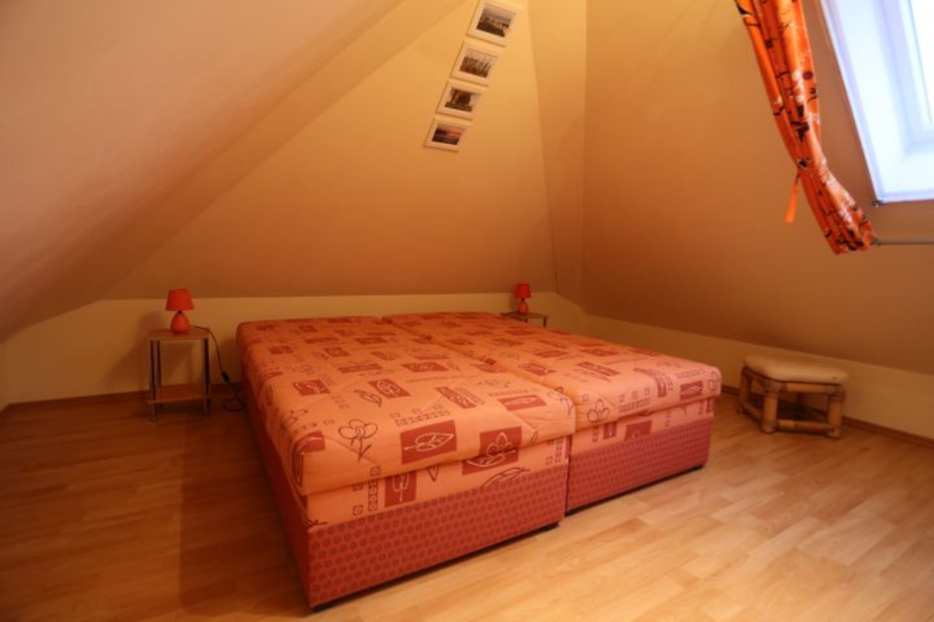 das 2. Schlafzimmer