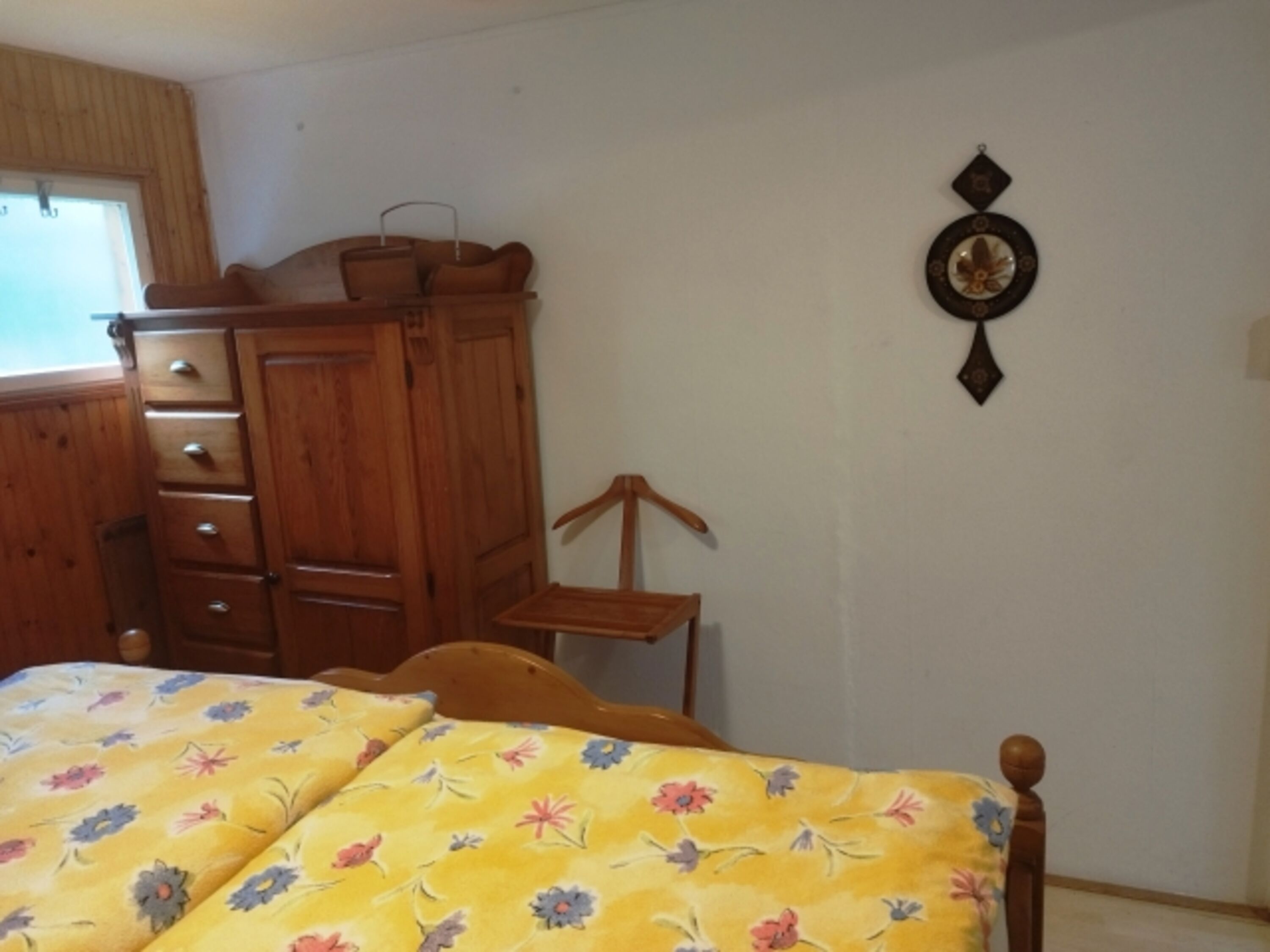 Schlafzimmer 1
