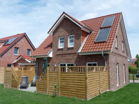 voll eingezäunter Garten Seepferdchen