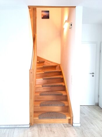 Treppe zum Obergeschoss