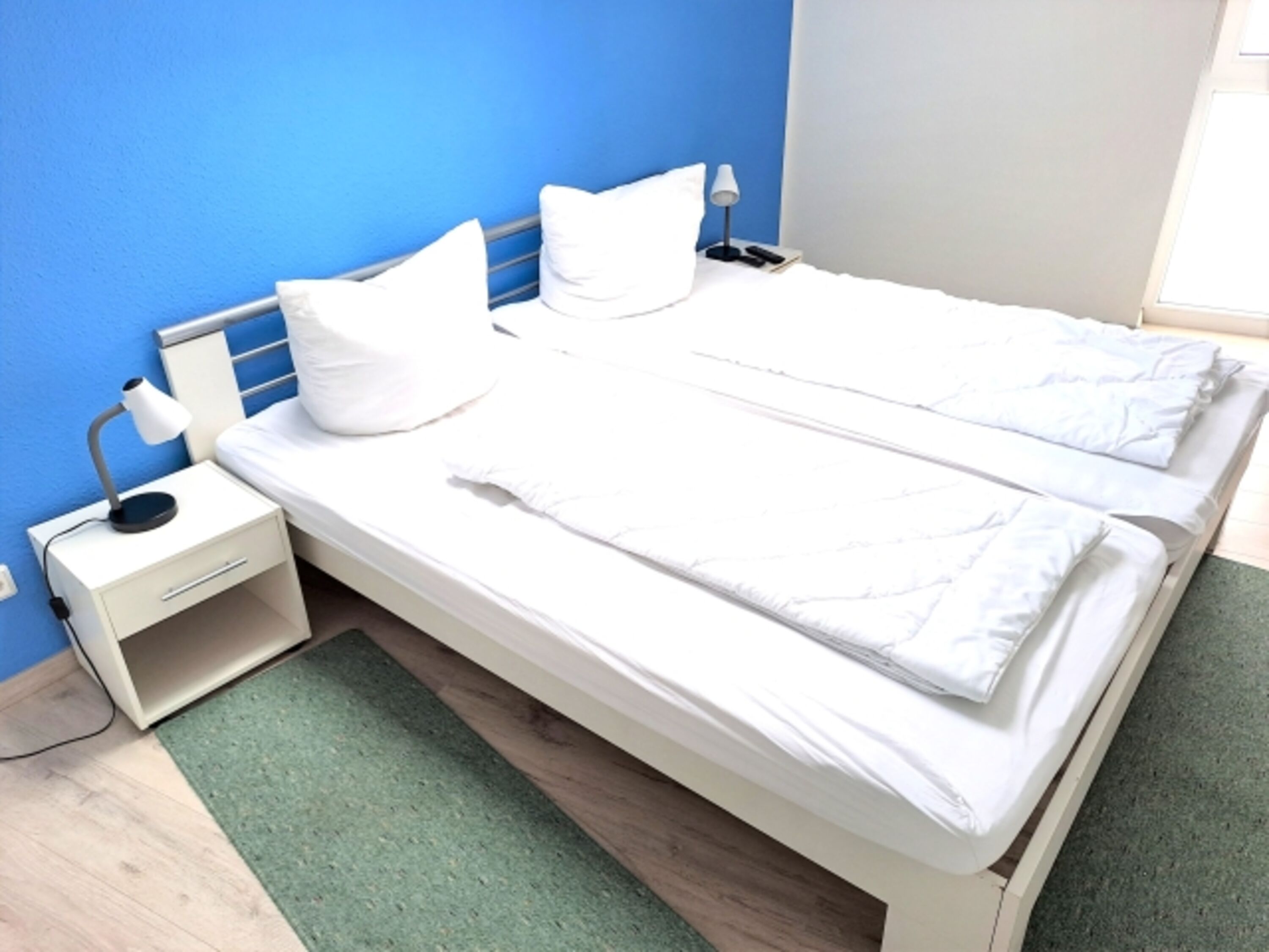 Schlafzimmer 1