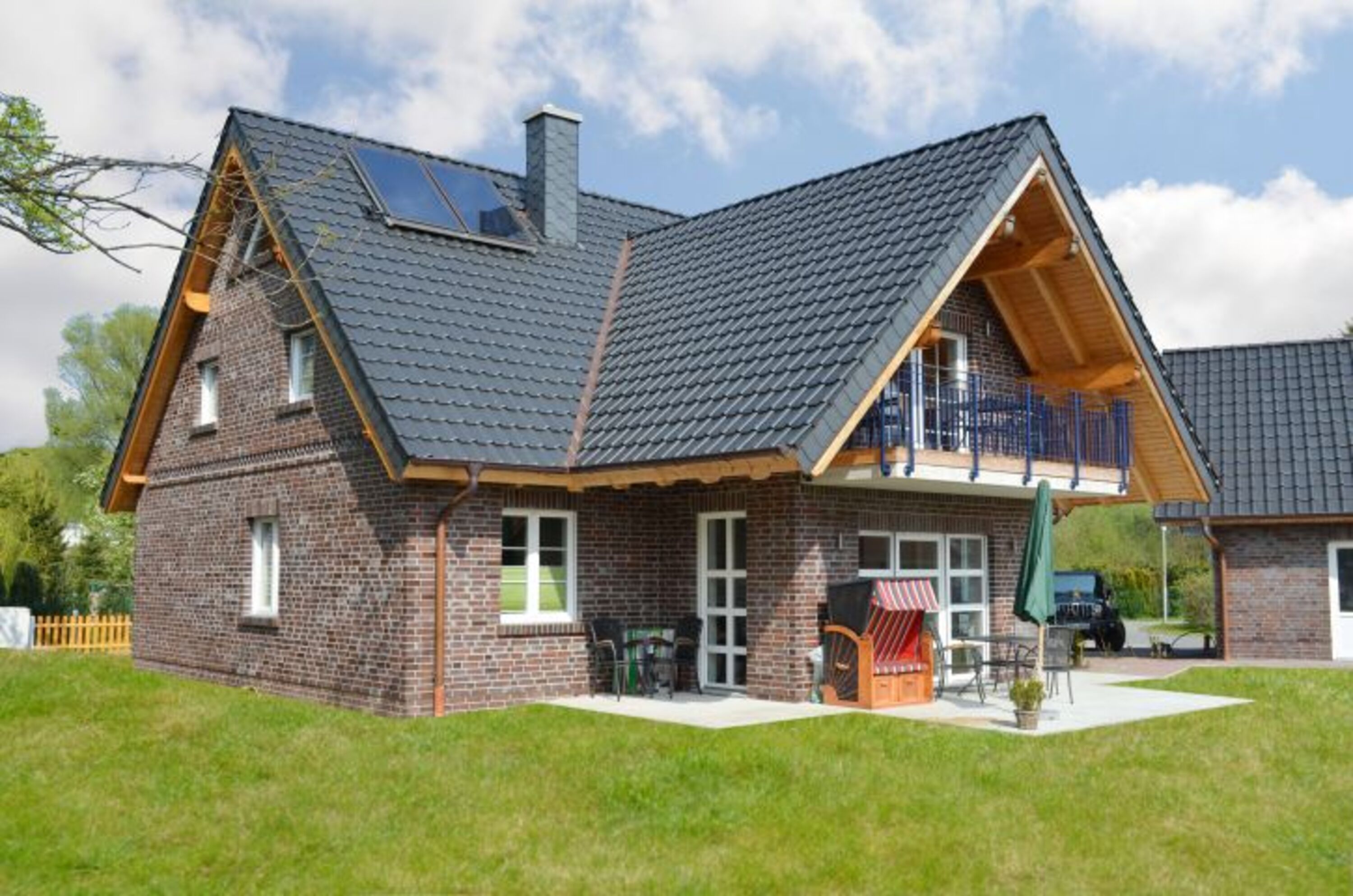 Hausansicht Terrassenansicht