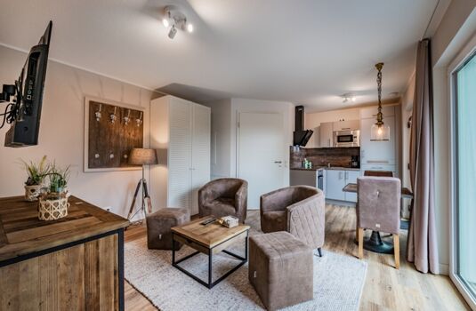 Wohnraum mit integrierter Küche