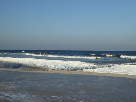 Strand bei Prerow im Winter 