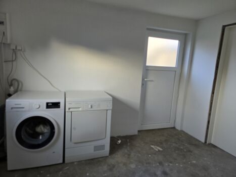 HWR in der Garage mit Stellfläche für Fahrräder