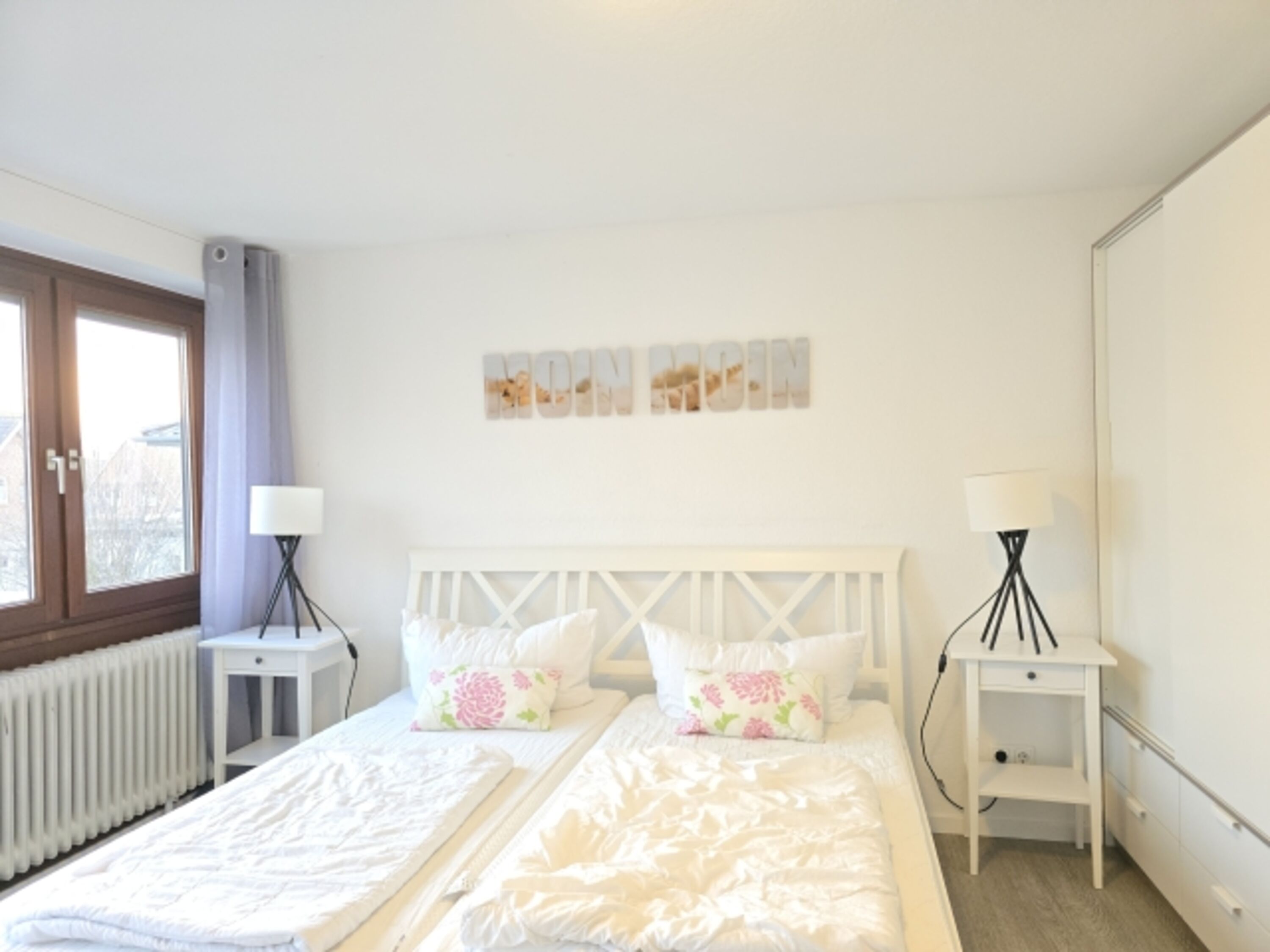 kleines Schlafzimmer mit Doppelbett 180*200