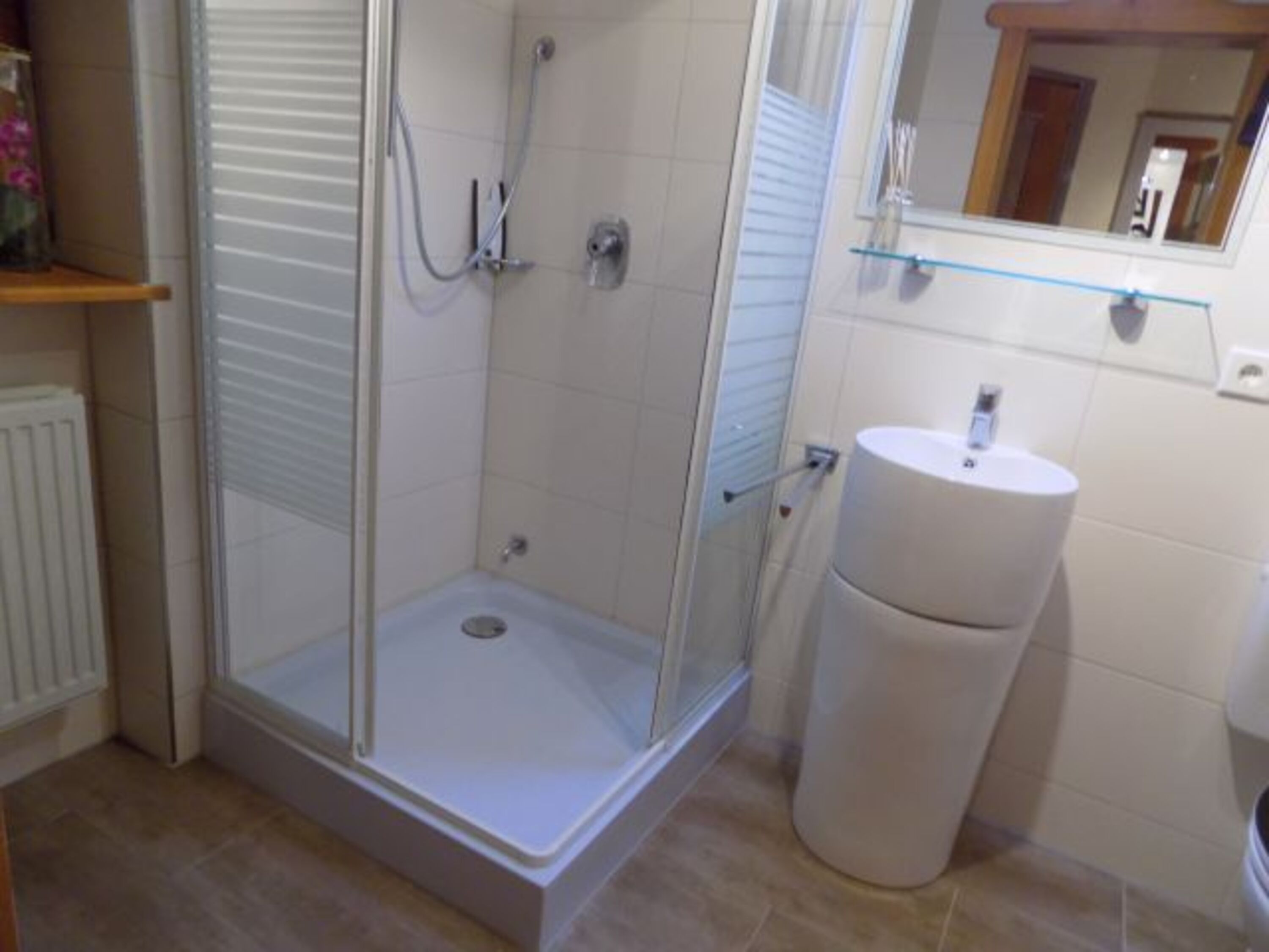 Bad mit Toilette