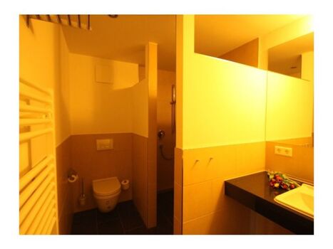 Bad mit bodengleicher Dusche