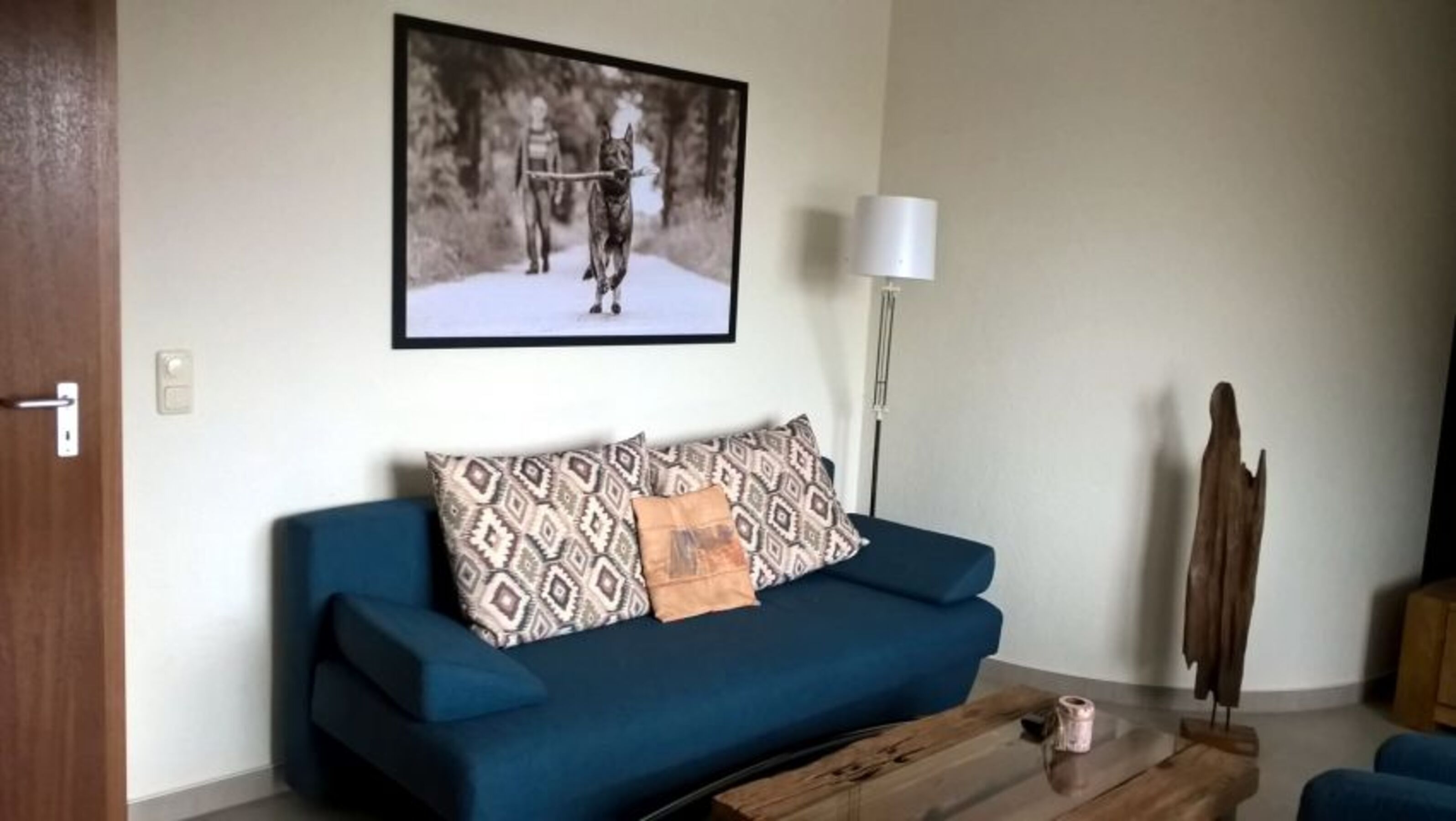 Ausziehbare Schlafcouch in der Stube.