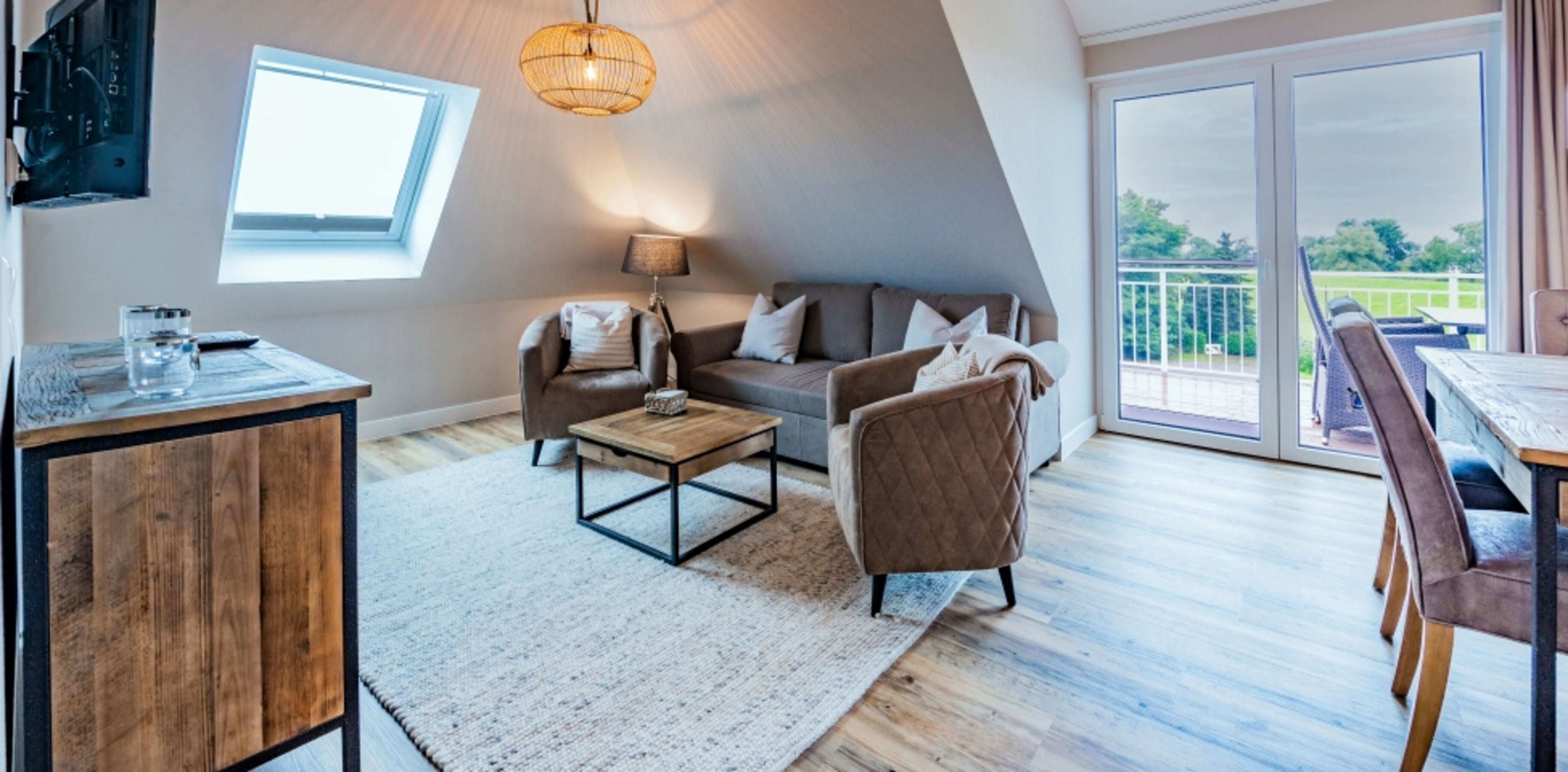 Wohn- und Esszimmer