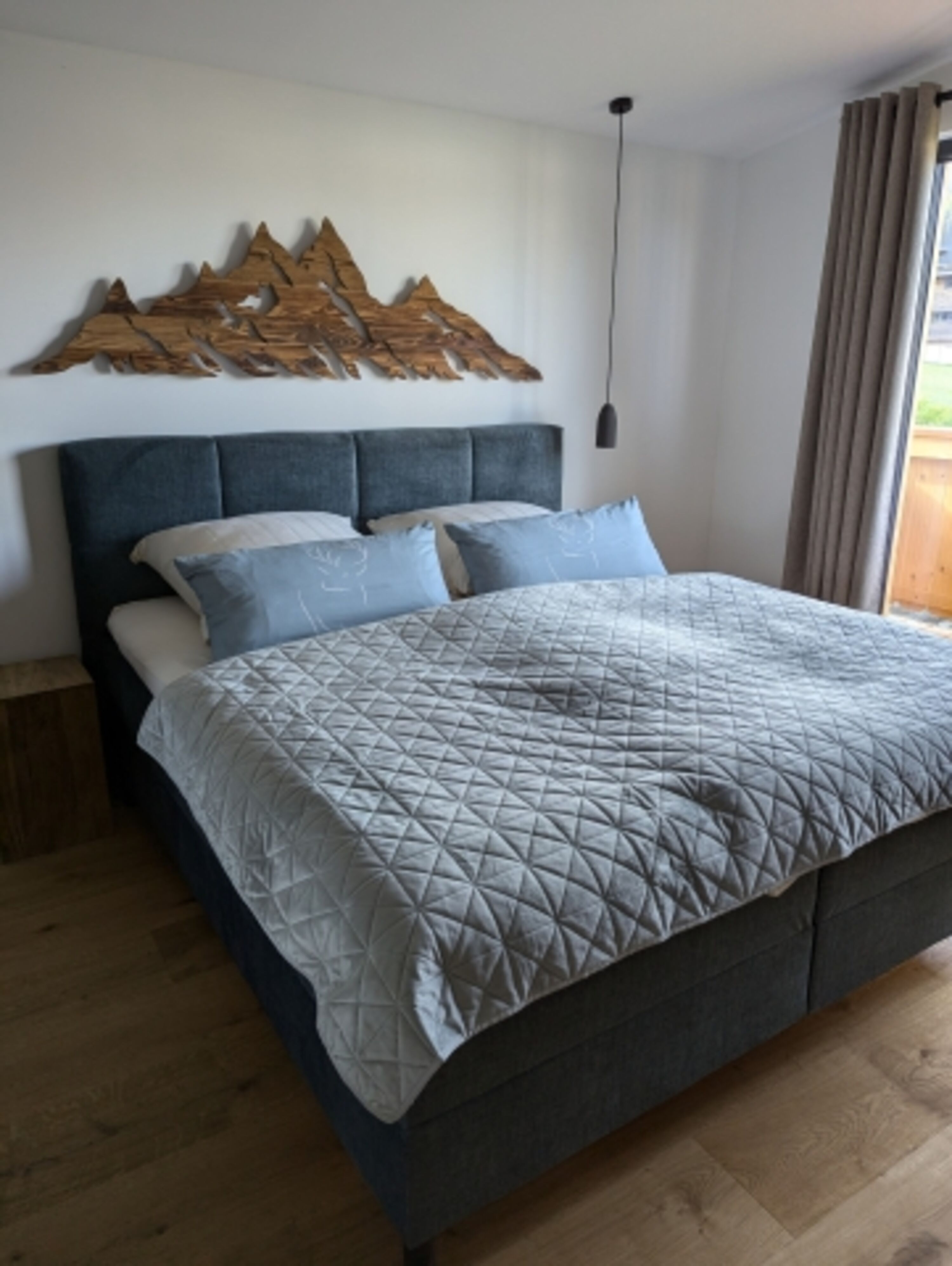 Schlafzimmer OG mit Balkon