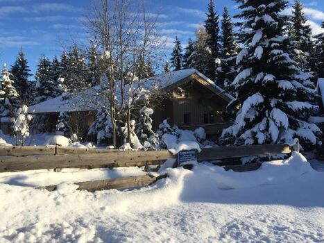 unser Haus im Winter