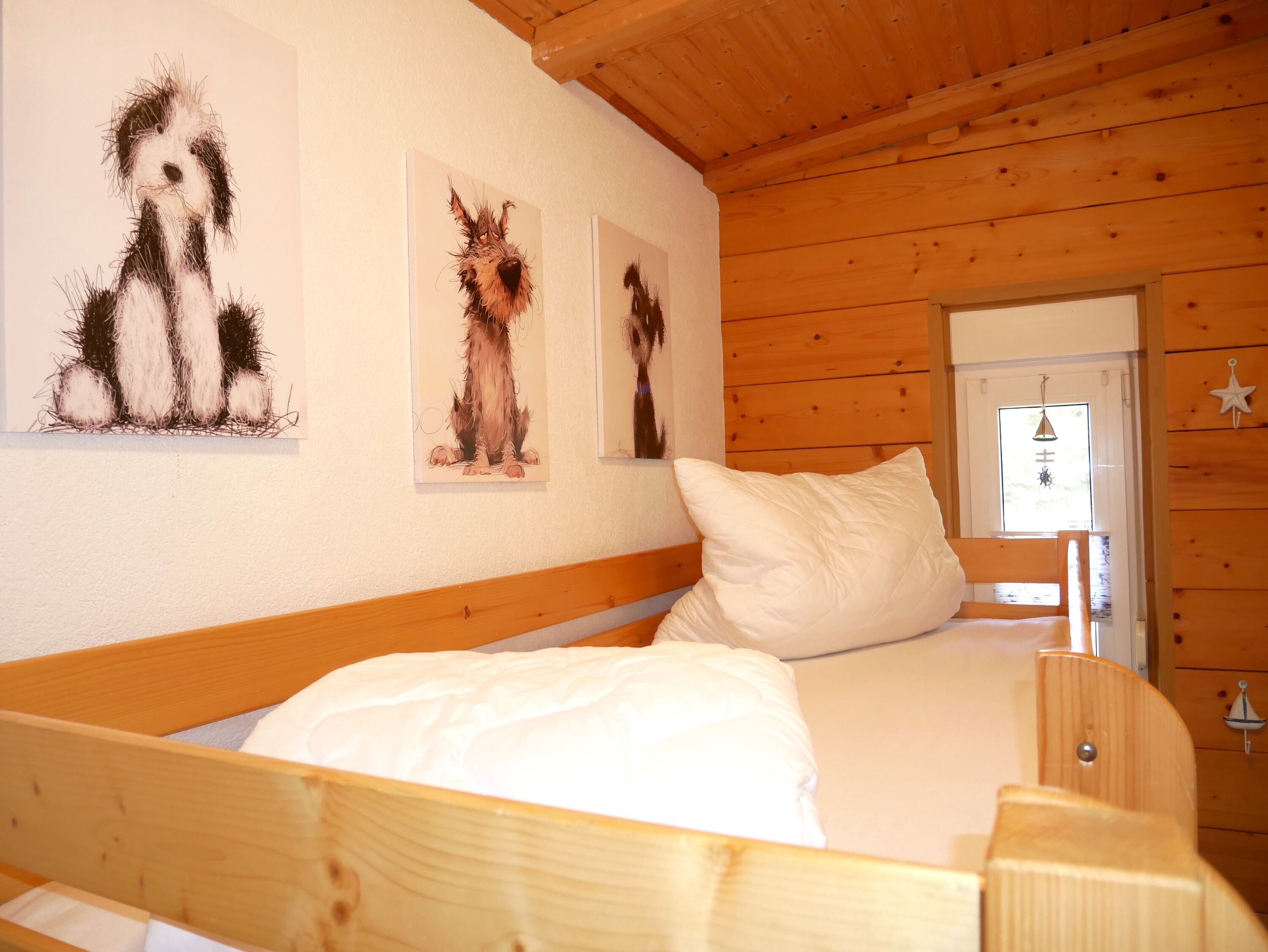 Kinderzimmer mir Doppelstockbett
