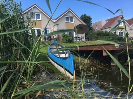 Fahrten mit dem Kanu durch die Grachten