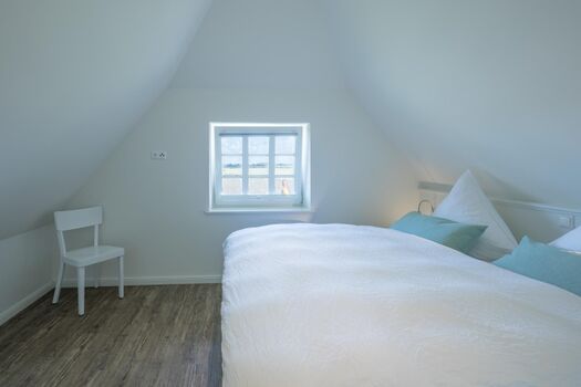 Reethus Steuerbord - Schlafzimmer mit Doppelbett im OG